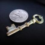 Cream Skeleton Key Pendant, Skeleton Key Charm
